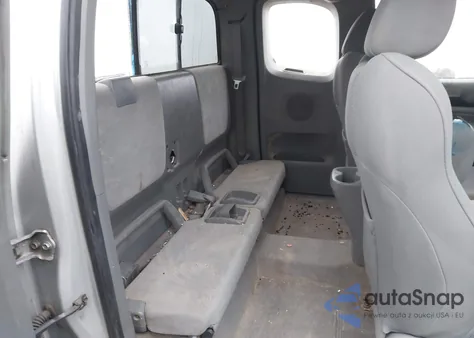 2006 Toyota Tacoma Prerunner V6 from USA, damaged, VIN 5TETU62N16Z248621